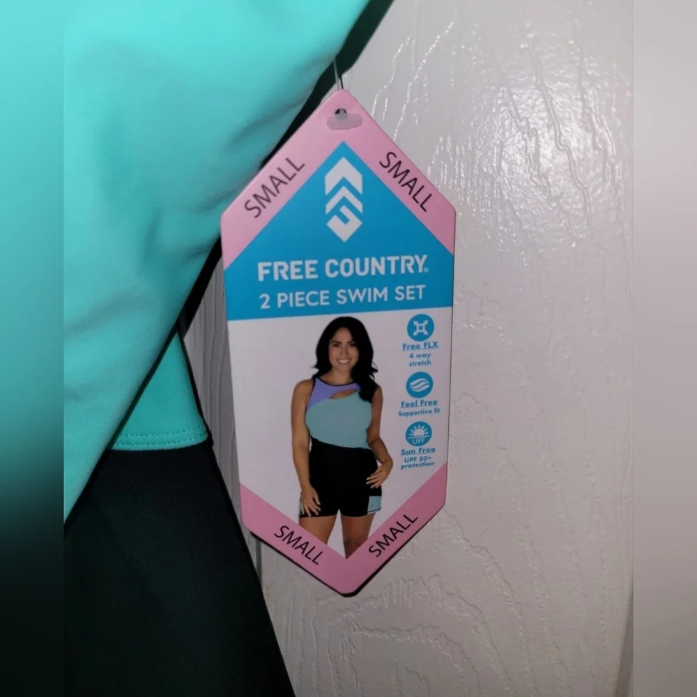 NWT Free Country Women's Swimsuit Tankini TOP Spearmint Swim Wear Size Small - Picture 2 of 7